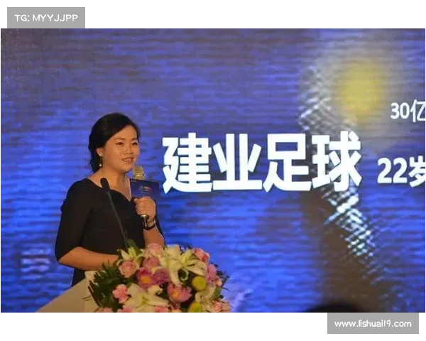 杨榴首次执教U18亚洲杯带队表现亮眼 成功转型为足球教练 杨榴首次执教U18亚洲杯带队表现亮眼 成功转型为足球教练